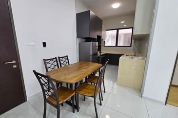 Kings Bay Country Garden @Danga Bay