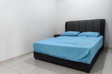 The M @ Medini Macrolink