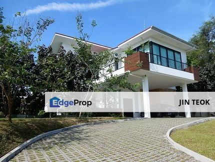 Ledang Heights Bungalow with Pool, Johor, Johor Bahru