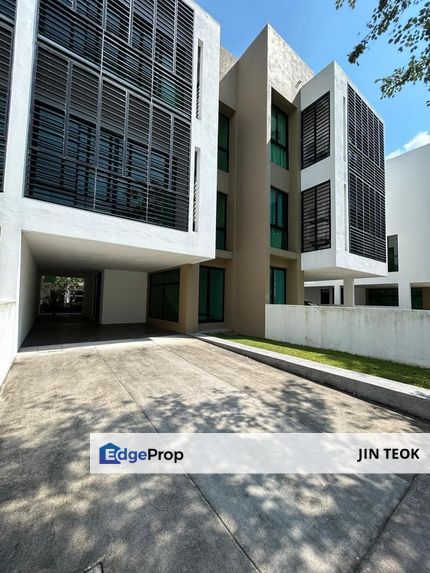 Leisure Farm Residensi Bayou 33x80, Johor, Gelang Patah