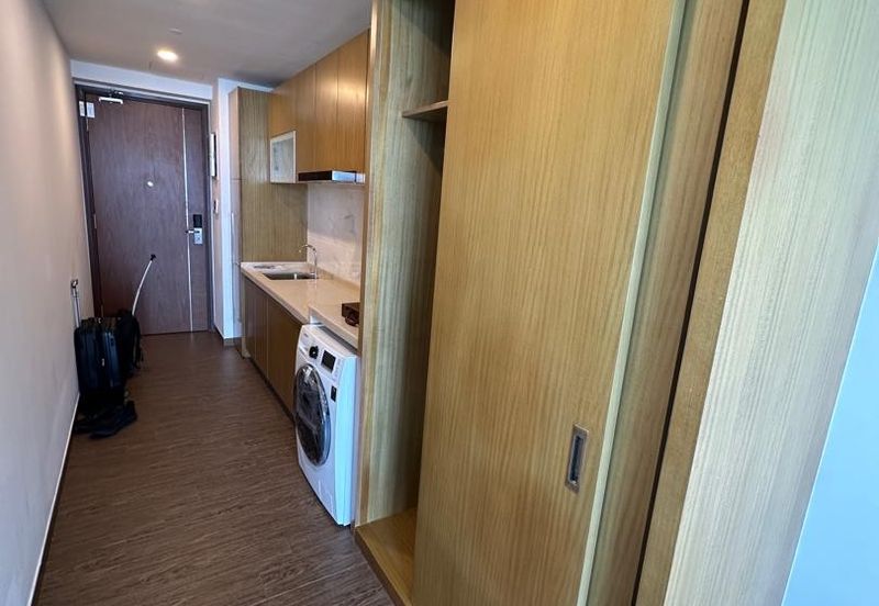 Carnelian Tower Forest City