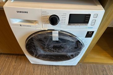 Carnelian Tower Forest City