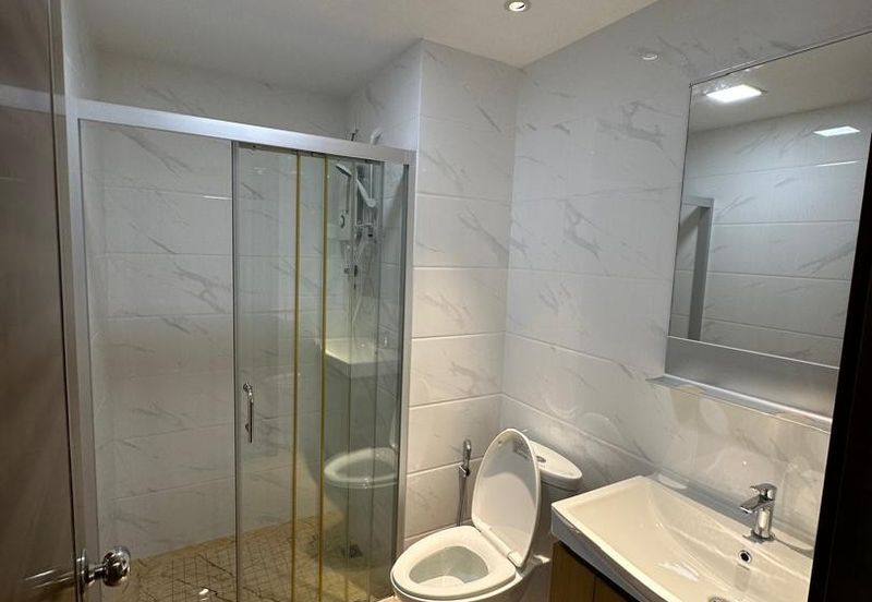 Carnelian Tower Forest City