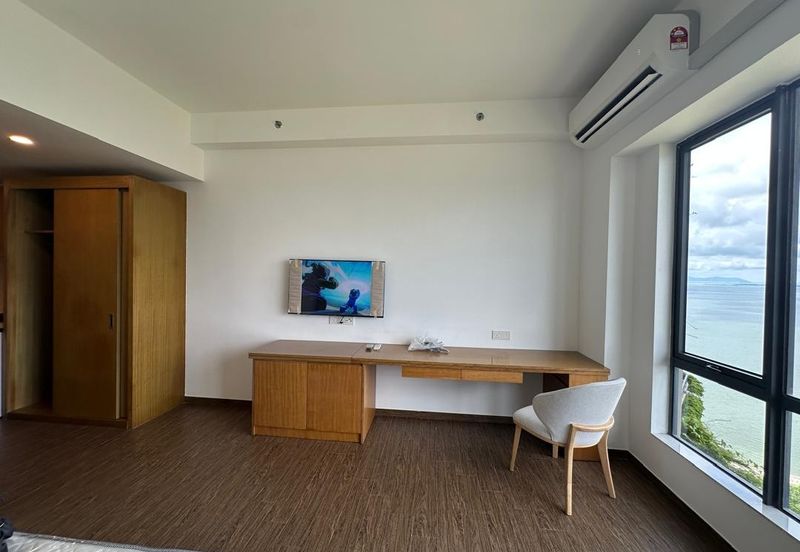 Carnelian Tower Forest City