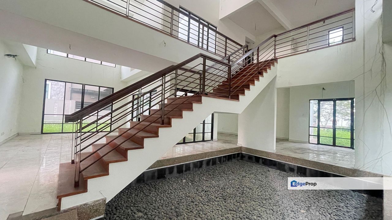 Sri Suria, Selangor, Shah Alam