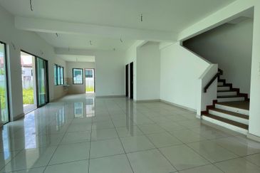 Tari 2 @ Alam Impian