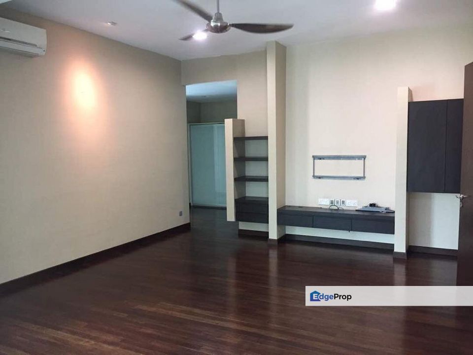 Kota Kemuning Hills, Selangor, Shah Alam