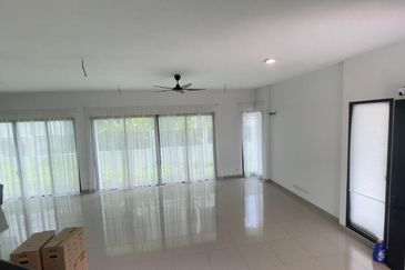 Althlea @ Alam Impian