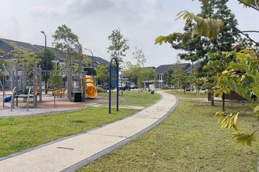 Althlea @ Alam Impian