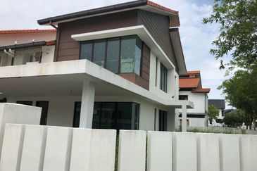 Tari 2 @ Alam Impian