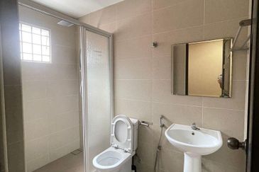 Canal Gardens, Kota Kemuning