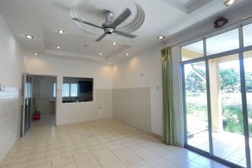 Canal Gardens, Kota Kemuning