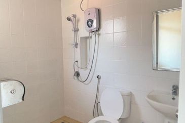 Canal Gardens, Kota Kemuning