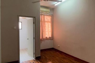 Canal Gardens, Kota Kemuning