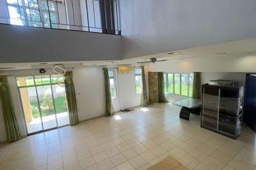 Canal Gardens, Kota Kemuning