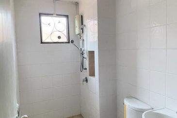 Canal Gardens, Kota Kemuning