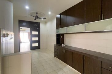 Canal Gardens, Kota Kemuning