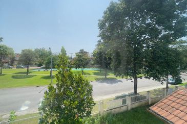 Canal Gardens, Kota Kemuning