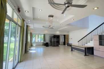 Canal Gardens, Kota Kemuning