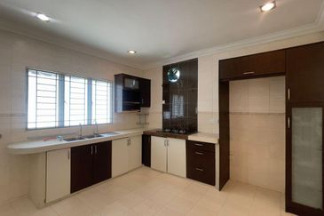 Canal Gardens, Kota Kemuning