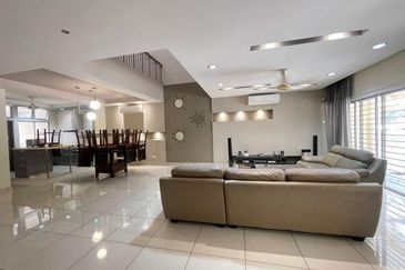 Canal Gardens, Kota Kemuning