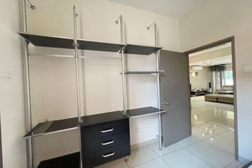 Canal Gardens, Kota Kemuning