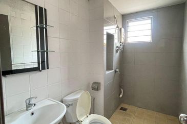 Canal Gardens, Kota Kemuning