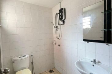 Canal Gardens, Kota Kemuning