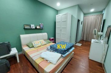 Jalan Kemuning Palma 33/37