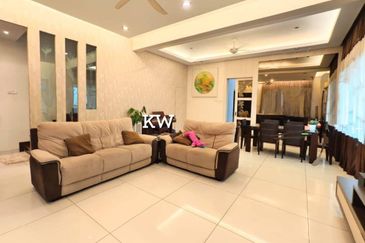 Jalan Kemuning Palma 33/37