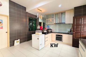 Jalan Kemuning Palma 33/37