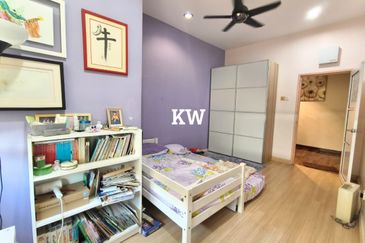 Jalan Kemuning Palma 33/37