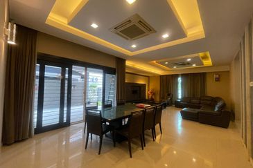 Jalan Kemuning Permai 33/42 