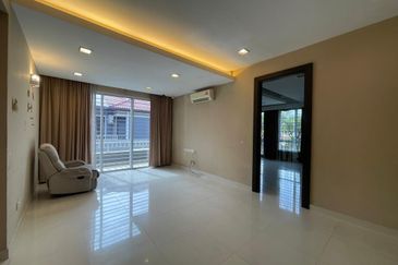 Jalan Kemuning Permai 33/42 