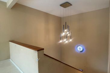 Jalan Kemuning Permai 33/42 