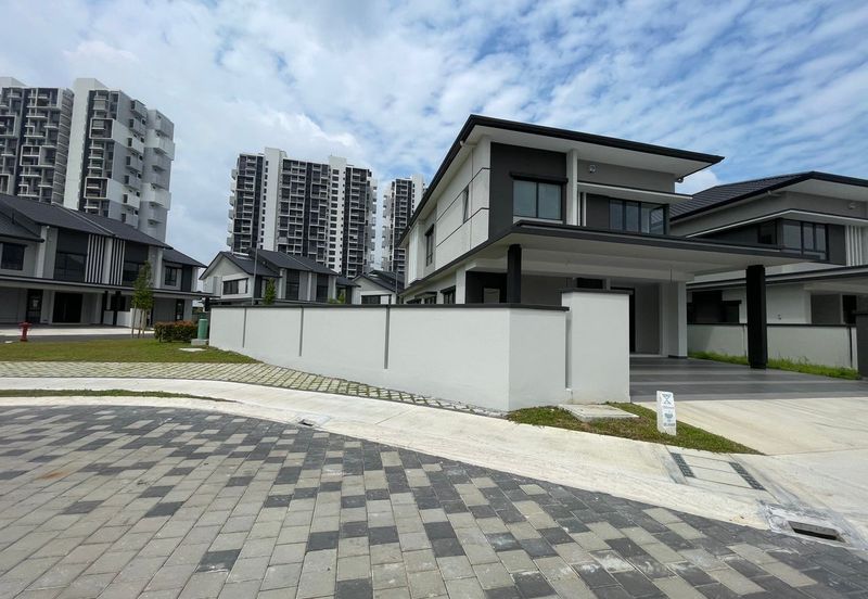 Freesia Residences @ Tropicana Aman