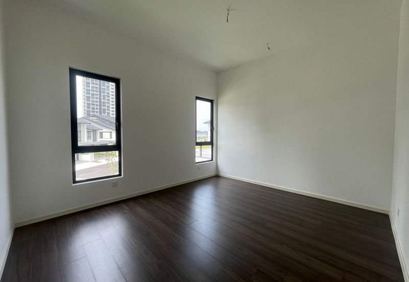 Freesia Residences @ Tropicana Aman