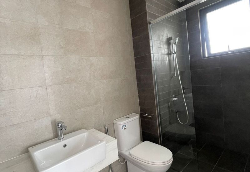 Freesia Residences @ Tropicana Aman