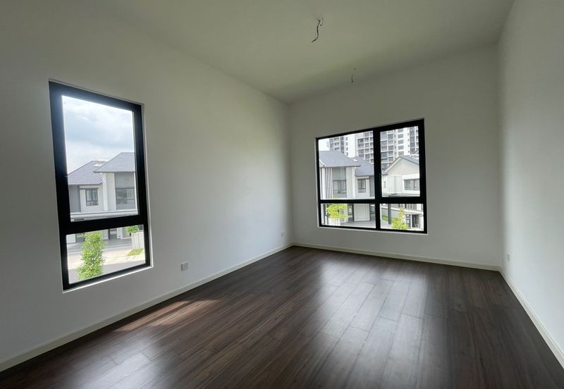 Freesia Residences @ Tropicana Aman