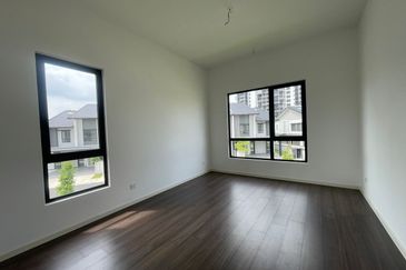 Freesia Residences @ Tropicana Aman