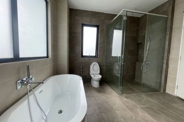 Freesia Residences @ Tropicana Aman