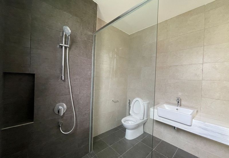 Freesia Residences @ Tropicana Aman