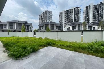 Freesia Residences @ Tropicana Aman