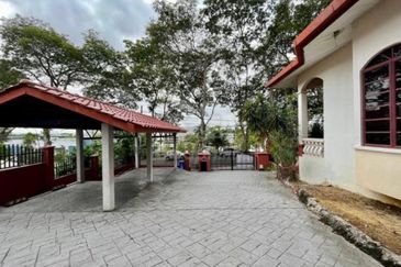 Jalan Bunga Melati 2/2