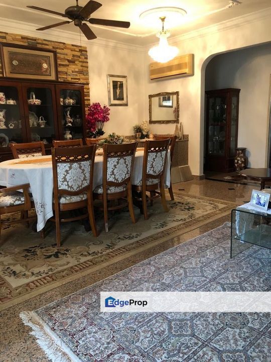 Seksyen 2 Shah Alam Double-Storey Bungalow with Attic For Sale , Selangor, Shah Alam