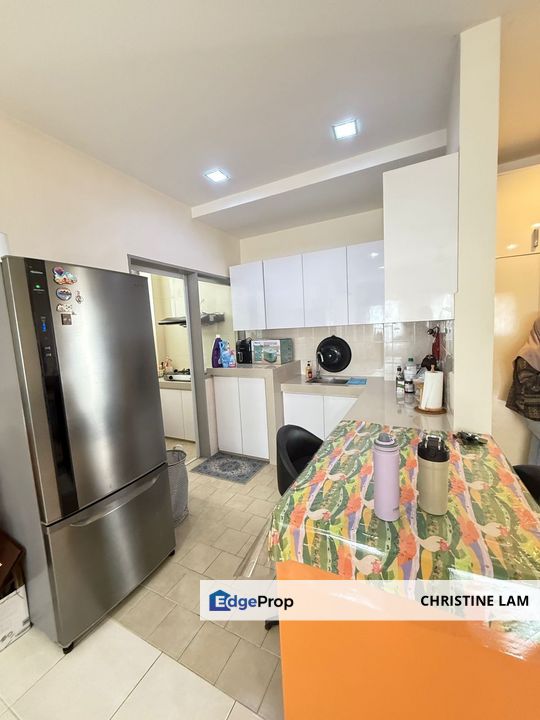 Lagoon Suites Kota Kemuning Condominium For Sale, Selangor, Kota Kemuning