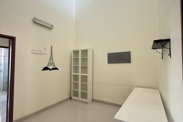 Canal Gardens, Kota Kemuning