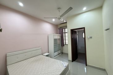 Canal Gardens, Kota Kemuning