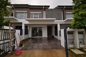 Penduline @ Bandar Rimbayu