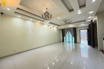 Pentas 1 @ Alam Impian